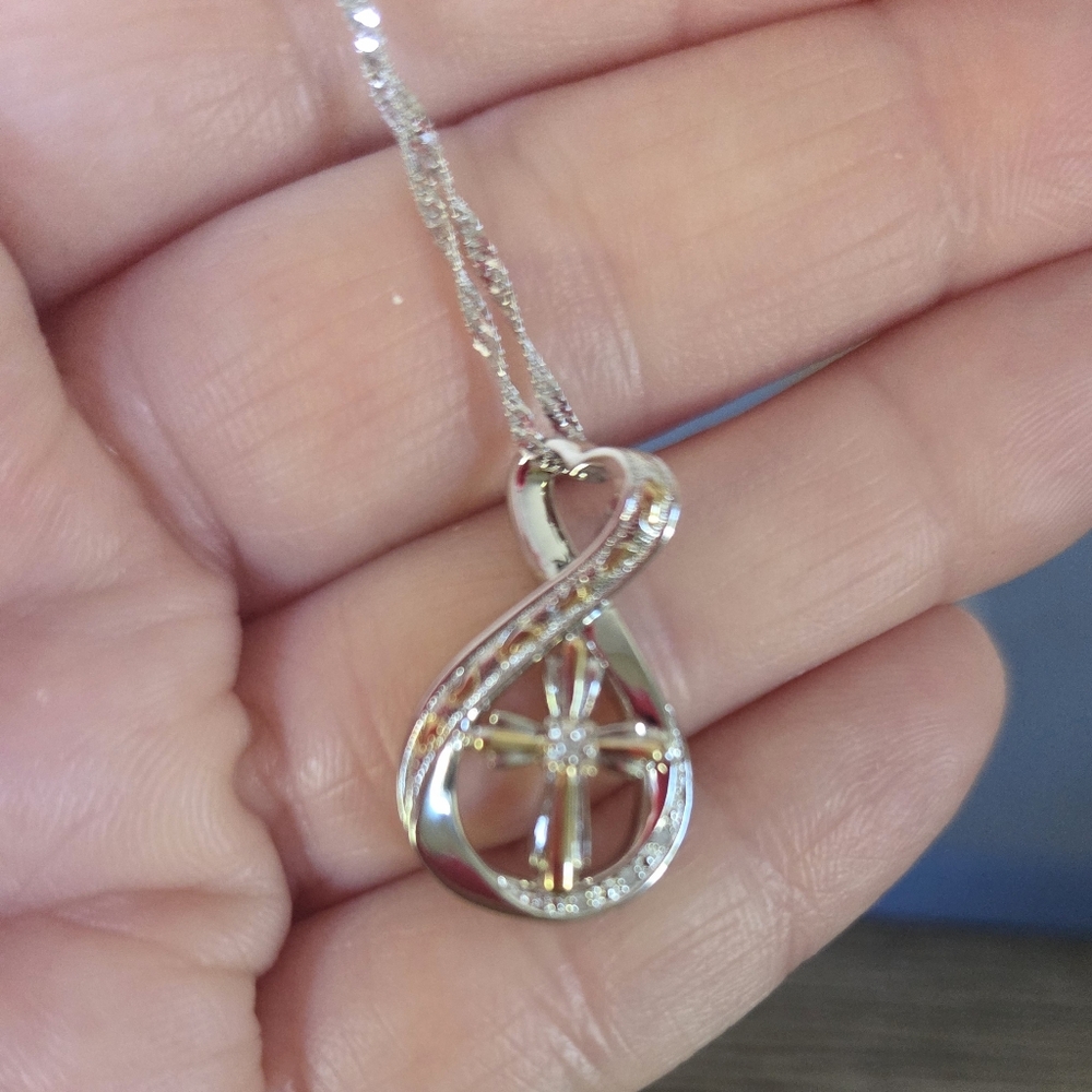 Bradford Exchange Footprints in the Sand Infinity Necklace - Picture 8 of 15